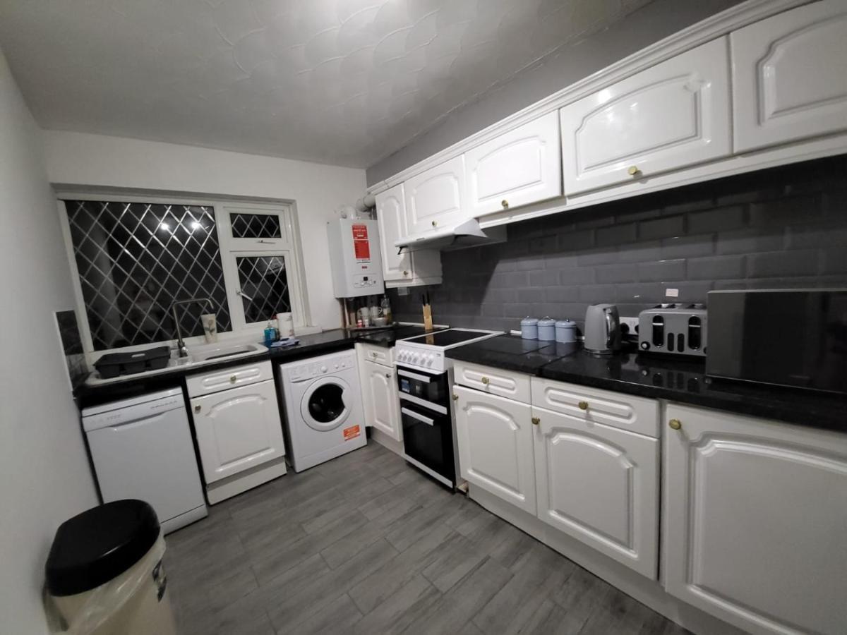 סוואנסי City Centre Room, Wifi, Share Facility מראה חיצוני תמונה